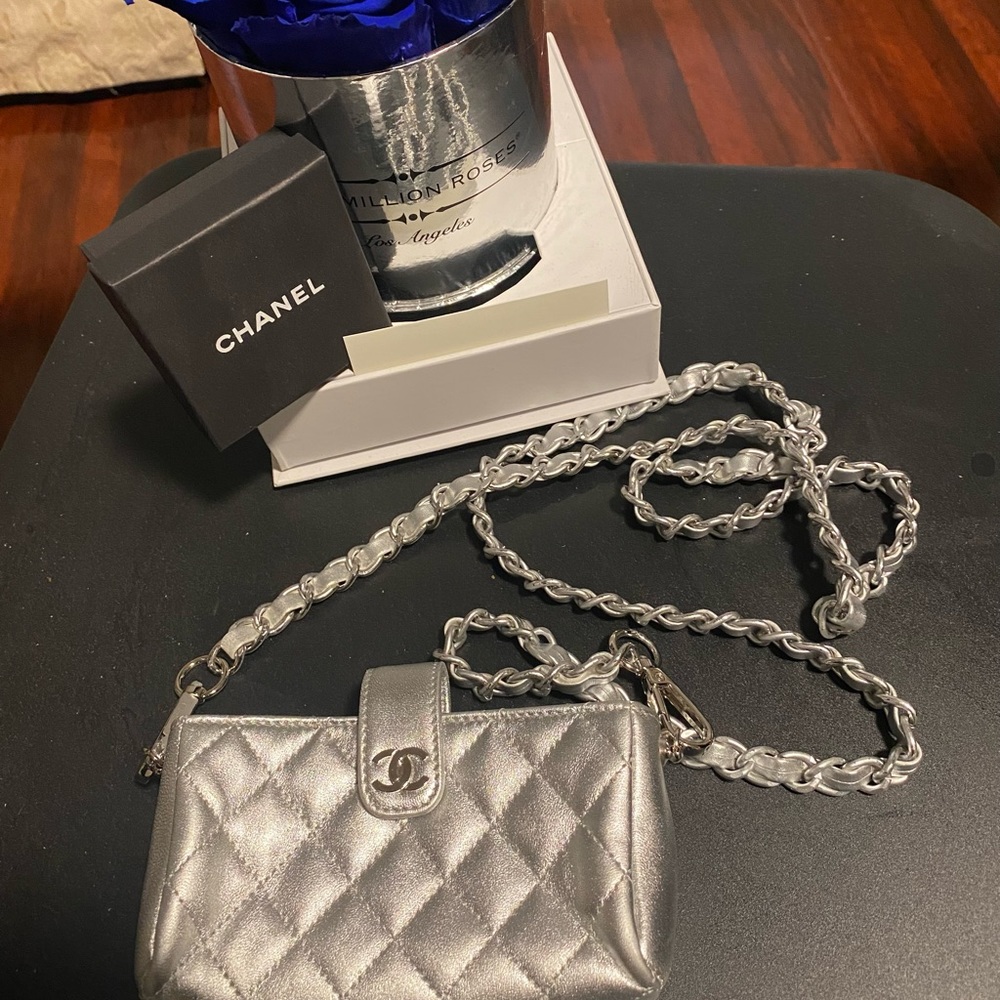 Chanel authentic o phone holder